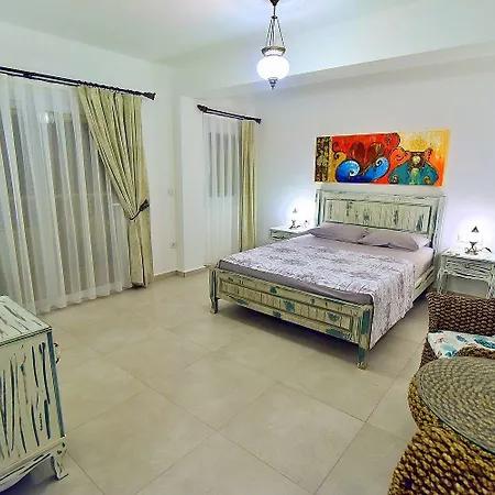 Bahama Art Hotel 3*