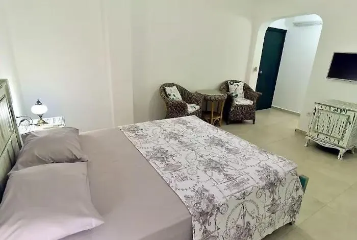 מלון Bahama Art 3*