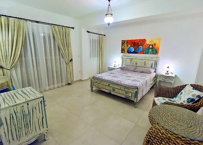 Bahama Art מלון 3*