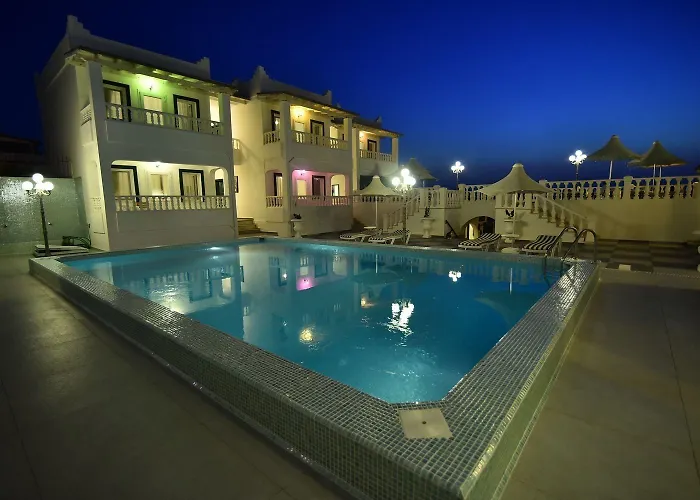 Bahama Art 3* טורגוטריס